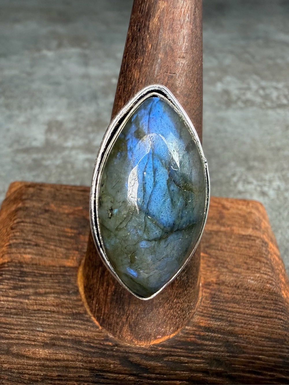 Labradorite Ring Size 8.5 Silver Jewelry 925 Overlay Academia Style Vintage Boho